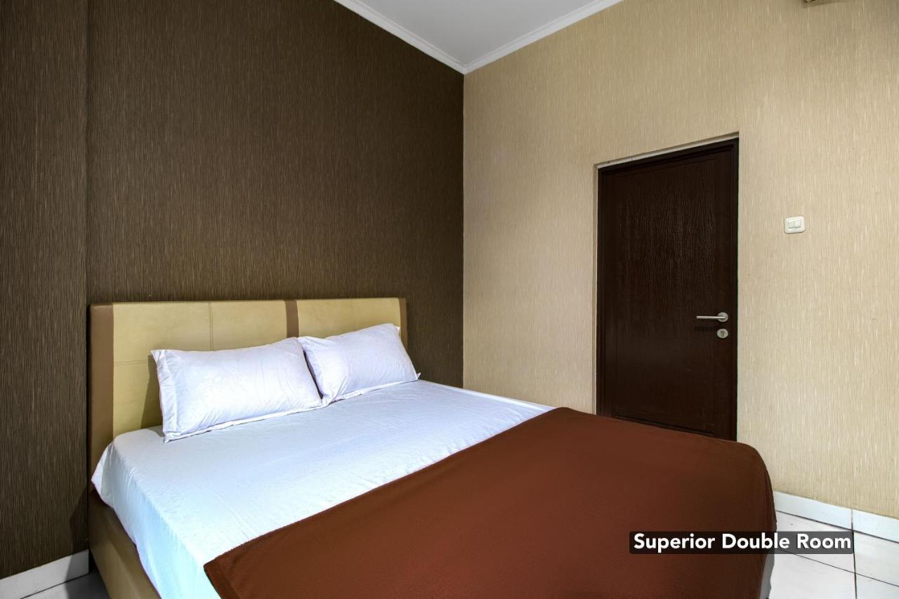 Hotel Arjuna Bekasi Extérieur photo