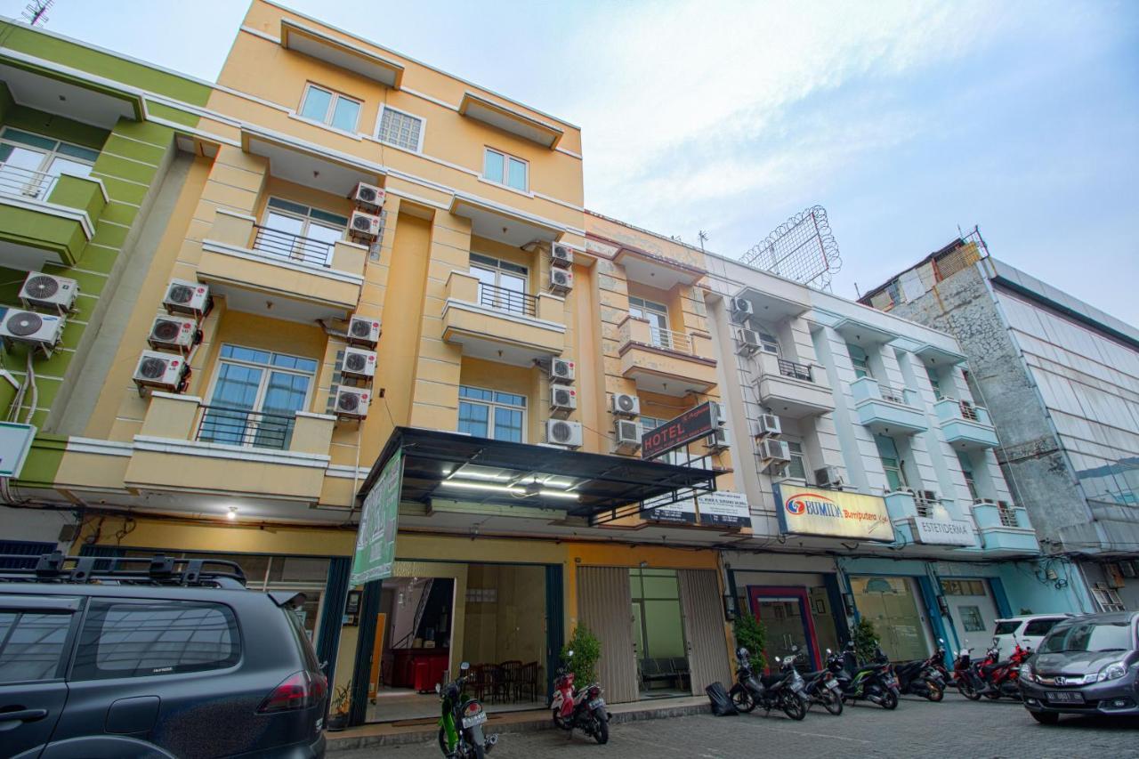 Hotel Arjuna Bekasi Extérieur photo
